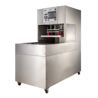 醫(yī)用吸塑醫(yī)療包裝機(jī)